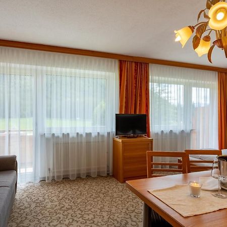 Kinderhotel Laerchenhof Obsteig Eksteriør bilde